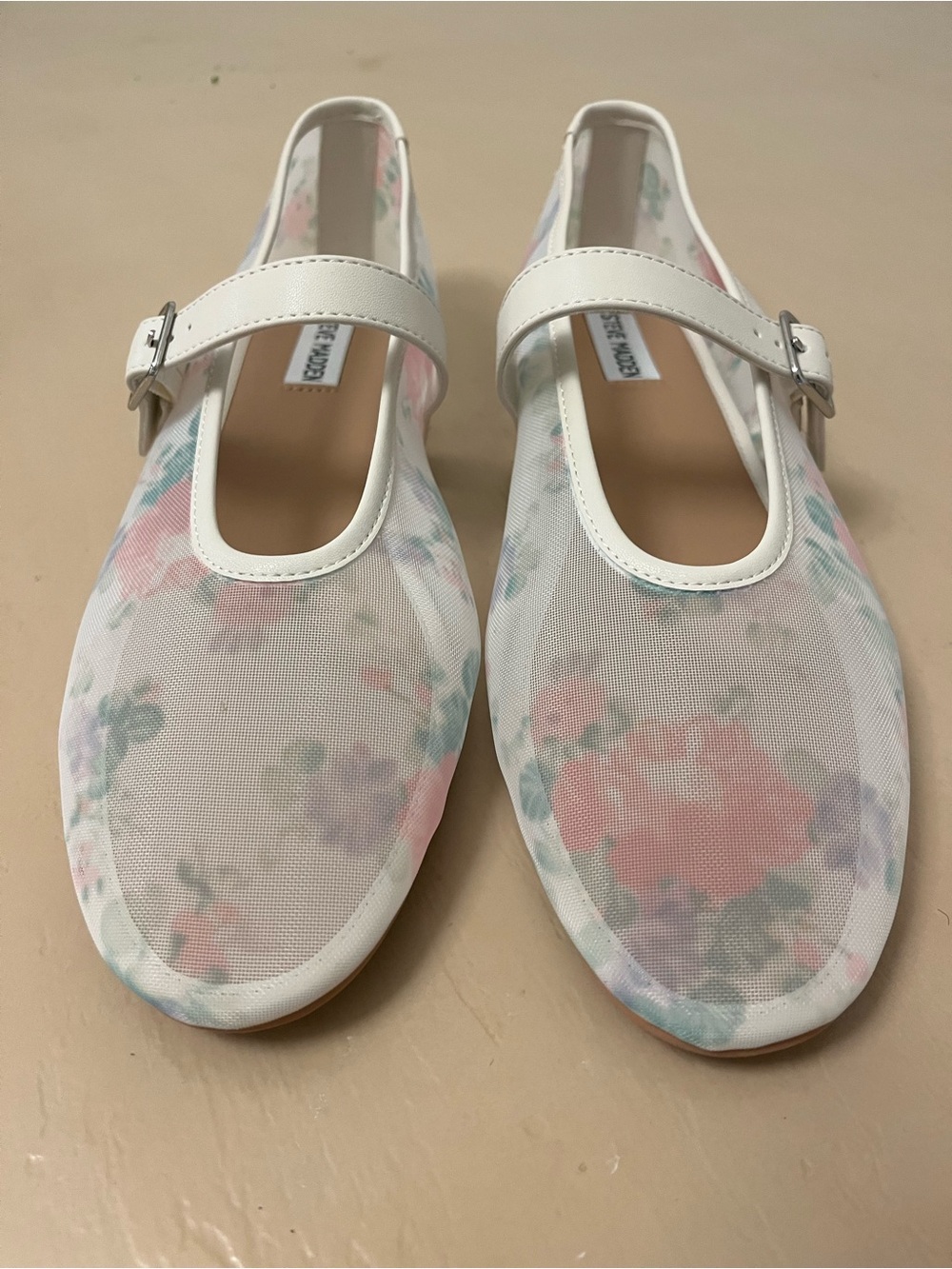 NWOT Wimen’s Steve Madden White Floral Mesh Mary Jane Flats